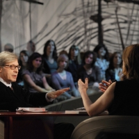 Foto Nicoloro G. 12/11/2010 Milano, Trasmissione televisiva "Le Invasioni barbariche" in programmazione su La7 e condotta da Daria Bignardi. nella foto Vittorio Sgarbi – Daria Bignardi