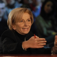 Foto Nicoloro G. Milano 17/12/2010 Ultima puntata dell’ edizione 2010 della trasmissione su La7 ” Invasioni barbariche “. nella foto Emma Bonino