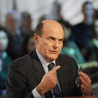 Foto Nicoloro G. 21/01/2011 Milano Trasmissione televisiva su La7 " Invasioni barbariche " condotta da Daria Bignardi. nella foto Pier Luigi Bersani