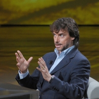 Foto Nicoloro G. 05/03/2011 Milano Trasmissione televisiva su Rai3 " Che tempo che fa " condotta da Fabio Fazio. nella foto Alberto Angela