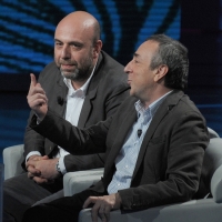 Foto Nicoloro G. 09/04/2011 Milano Trasmissione televisiva su Rai3 " Che tempo che fa " condotta da Fabio Fazio. nella foto Paolo Virzì – Silvio Orlando