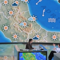 Foto Nicoloro G. 15/10/2011 Milano Trasmissione televisiva su Rai3 ” Che tempo che fa ” condotta da Fabio Fazio. nella foto Fabio Fazio – Luca Mercalli