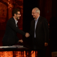 Foto Nicoloro G.   18/10/2015    Milano   Trasmissione televisiva su Rai 3 ' Che tempo che fa '. nella foto Fabio Fazio e Walter Veltroni, qui in veste di scrittore.