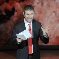 Foto Nicoloro G. 24/12/2011 Milano Trasmissione televisiva su Rai3 " Che tempo che fa " condotta da Fabio Fazio. nella foto Fabio Fazio