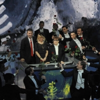 Foto Nicoloro G. 24/12/2011 Milano Trasmissione televisiva su Rai3 " Che tempo che fa " condotta da Fabio Fazio. nella foto Fabio Fazio– Luciana Littizzetto – Franca Valeri