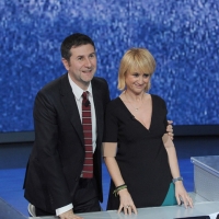 Foto Nicoloro G. 26/11/2011 Milano Trasmissione televisiva su Rai3 " Che tempo che fa " condotta da Fabio Fazio. nella foto Fabio Fazio – Luciana Littizzetto