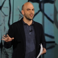 Foto Nicoloro G. 29/10/2012 Milano Trasmissione televisiva su Rai3 ” Che tempo che fa ” condotta da Fabio Fazio. nella foto Roberto Saviano