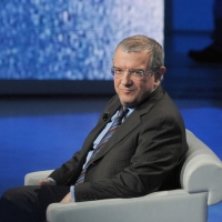 Foto Nicoloro G. 10/12/2011 Milano Trasmissione televisiva su Rai3 " Che tempo che fa " condotta da Fabio Fazio. nella foto Massimo Mucchetti
