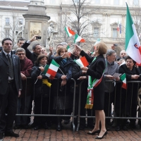Foto Nicoloro G. 20/03/2011 Milano Visita del Capo dello Stato a Milano per partecipare alla celebrazione di Carlo Cattaneo e visitare il Museo del Palazzo reale. nella foto Letizia Moratti con i cittadini che assistono alle celebrazioni