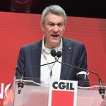 Foto Nicoloro G.   15/03/2023   Rimini   Prima giornata del XIX Congresso Nazionale CGIL dal titolo ' Il lavoro crea il futuro '.   nella foto  il segretario generale Maurizio Landini.