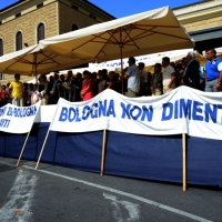 Foto Nicoloro G.  02/08/2014  Bologna    34esimo anniversario della strage alla stazione di Bologna. nella foto striscioni sotto il palco.