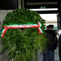 Foto Nicoloro G.  02/08/2014  Bologna    34esimo anniversario della strage alla stazione di Bologna. nella foto la corona del Governo.